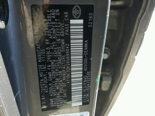 4T1BE32K26U699042 - 2006 TOYOTA CAMRY LE Silber Foto 10