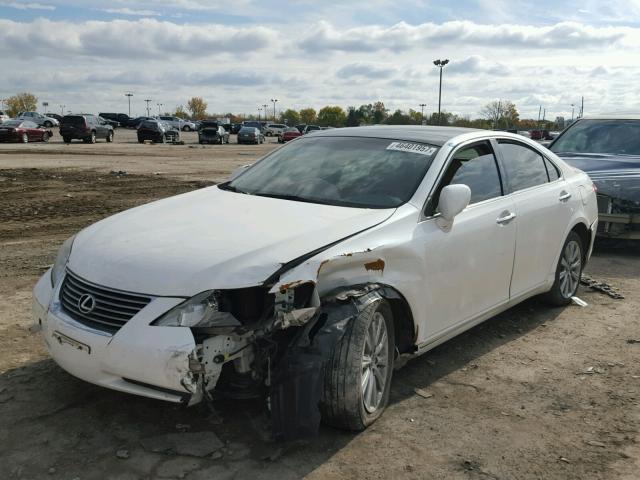 JTHBJ46G872002089 - 2007 LEXUS ES 350 WHITE photo 2