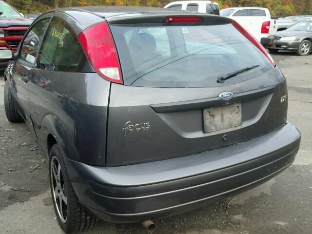 3FAFP31Z73R178258 - 2003 FORD FOCUS ZX3 GRAY photo 3
