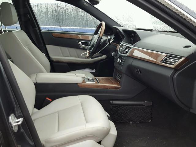 WDDHF8JB5CA525219 - 2012 MERCEDES-BENZ E 350 4MAT BLUE photo 5