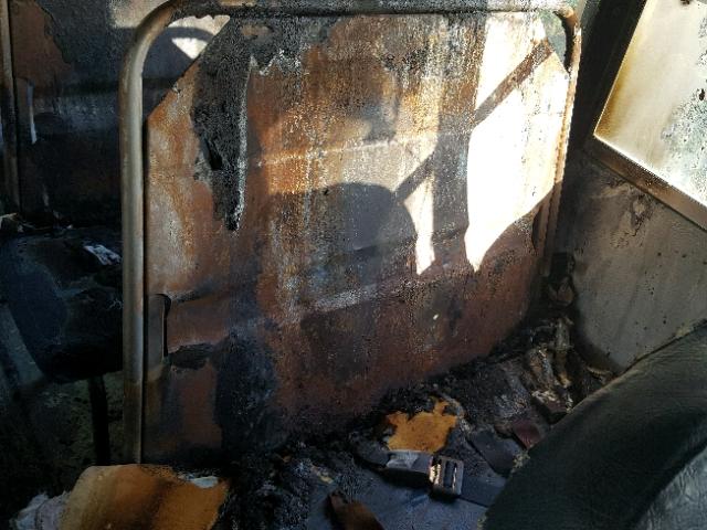 4DRBUAAN48A505036 - 2008 IC CORPORATION 3000 ყვითელი ფოტო 9