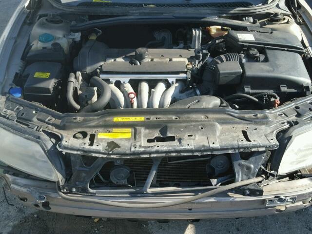 YV1RS612052470765 - 2005 VOLVO S60 GOLD photo 7