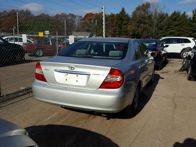 JTDBE32K830140649 - 2003 TOYOTA CAMRY LE SILVER photo 4