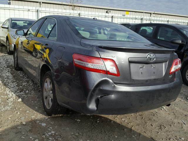 4T4BF3EK1BR089741 - 2011 TOYOTA CAMRY BASE GRAY photo 3