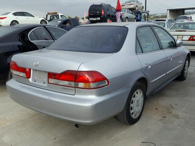 JHMCG55462C015975 - 2002 HONDA ACCORD SILVER photo 4