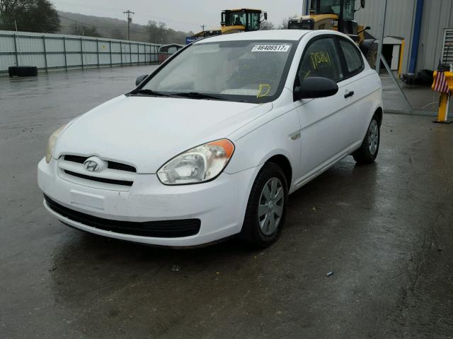 KMHCM36CX7U006195 - 2007 HYUNDAI ACCENT GS WHITE photo 2