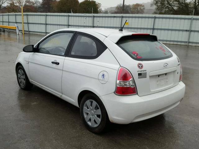 KMHCM36CX7U006195 - 2007 HYUNDAI ACCENT GS WHITE photo 3