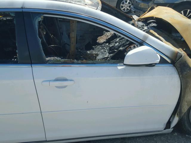 1G1ZC5EB9AF249359 - 2010 CHEVROLET MALIBU 1LT WHITE photo 5