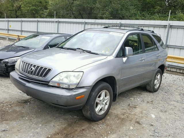 JTJHF10U320292074 - 2002 LEXUS RX 300 SILVER photo 2