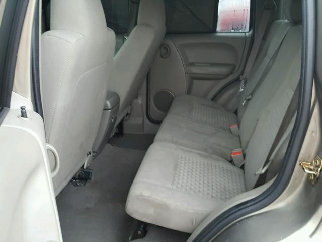 1J4GL48K27W675952 - 2007 JEEP LIBERTY SP GOLD photo 6