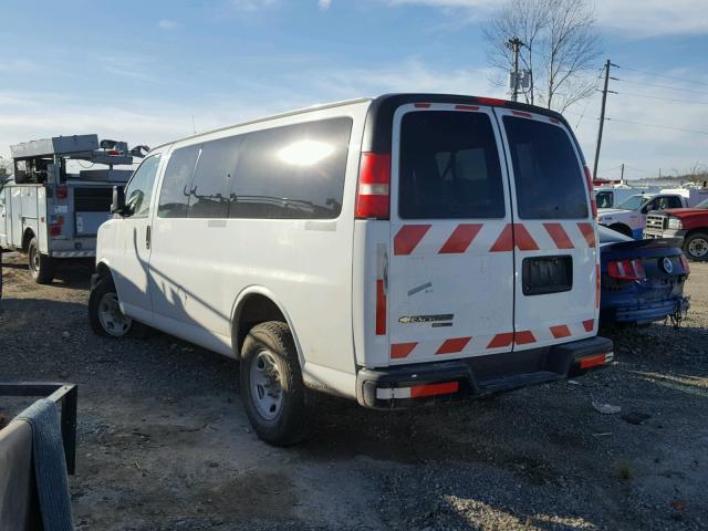 1GNZGXFA2D1155653 - 2013 CHEVROLET EXPRESS G3 WHITE photo 3