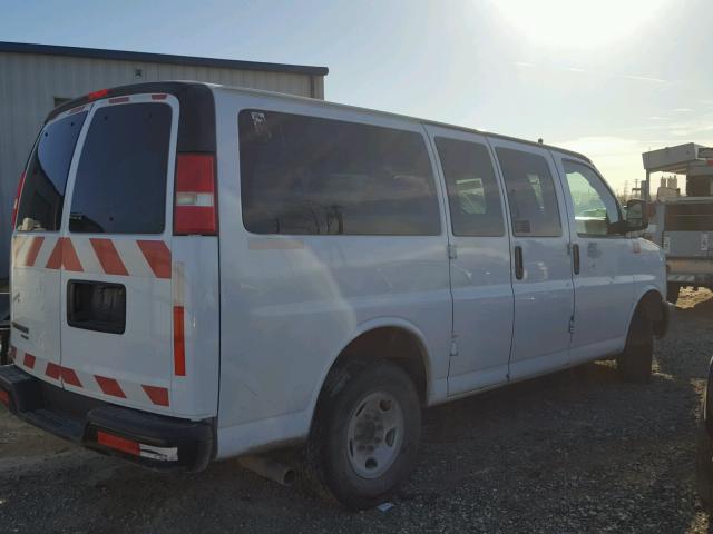 1GNZGXFA2D1155653 - 2013 CHEVROLET EXPRESS G3 WHITE photo 4