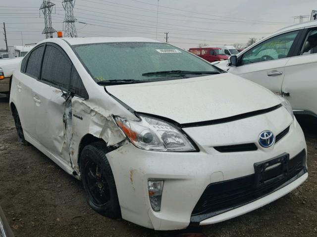 JTDKN3DUXE0367360 - 2014 TOYOTA PRIUS WHITE photo 1