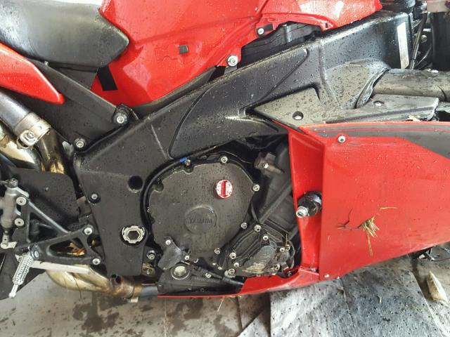 JYARN23E5EA017241 - 2014 YAMAHA YZFR1 RED photo 7