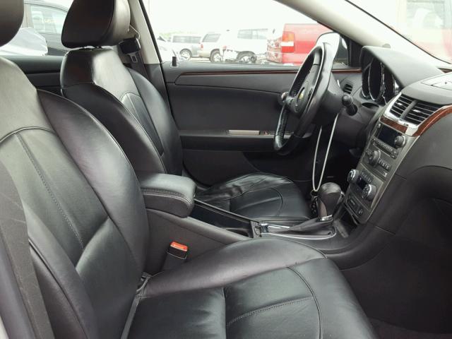 1G1ZE5E00CF195235 - 2012 CHEVROLET MALIBU LTZ 银色 照片 5