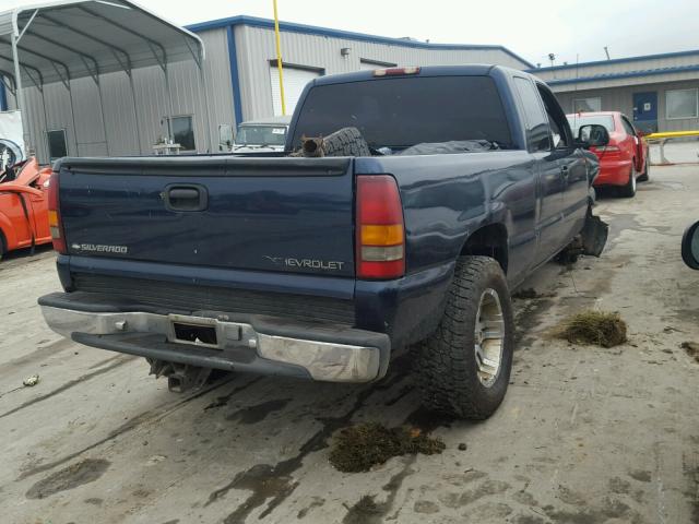 2GCEK19T9Y1208512 - 2000 CHEVROLET SILVERADO BLUE photo 4