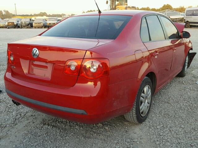 3VWGF71K27M016680 - 2007 VOLKSWAGEN JETTA RED photo 4