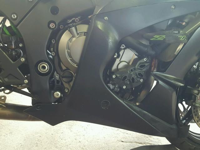 JKAZXCR15GA000994 - 2016 KAWASAKI ZX1000 R BLACK photo 7