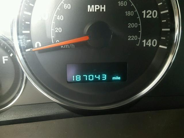 1J8HG48K77C685577 - 2007 JEEP COMMANDER Qəhvəyi foto 8