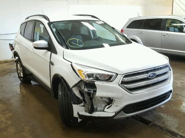 1FMCU0GD2HUE05268 - 2017 FORD ESCAPE SE WHITE photo 1