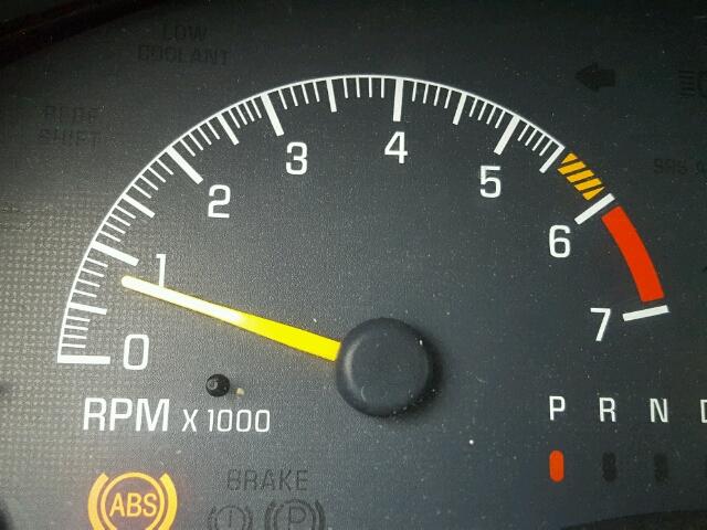 1G2WP12K01F223880 - 2001 PONTIAC GRAND PRIX RED photo 9