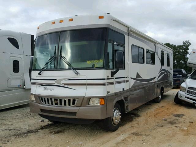 5B4MP67G843391699 - 2005 WINNEBAGO VOYAGE TWO TONE photo 2