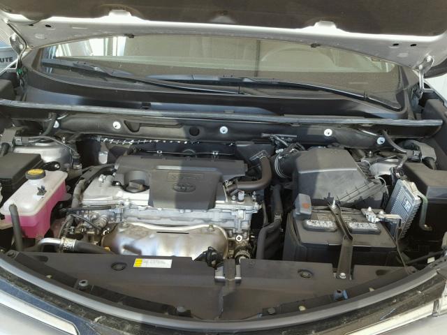 2T3ZFREV0HW347849 - 2017 TOYOTA RAV4 LE Boz foto 7