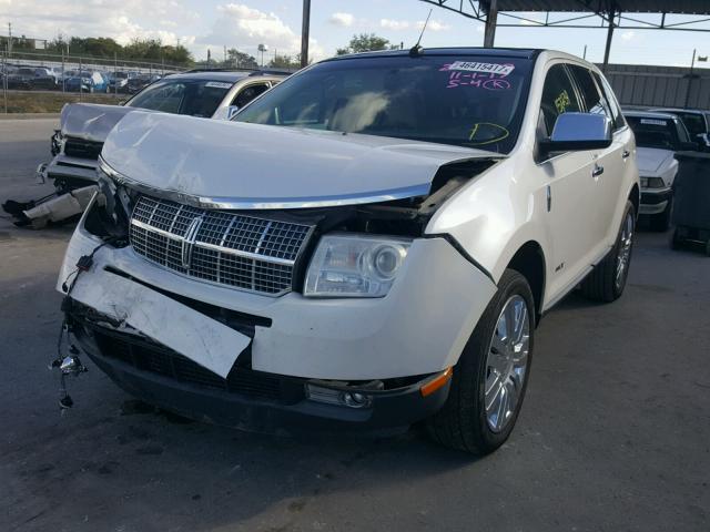 2LMDJ6JC0ABJ00450 - 2010 LINCOLN MKX WHITE photo 2