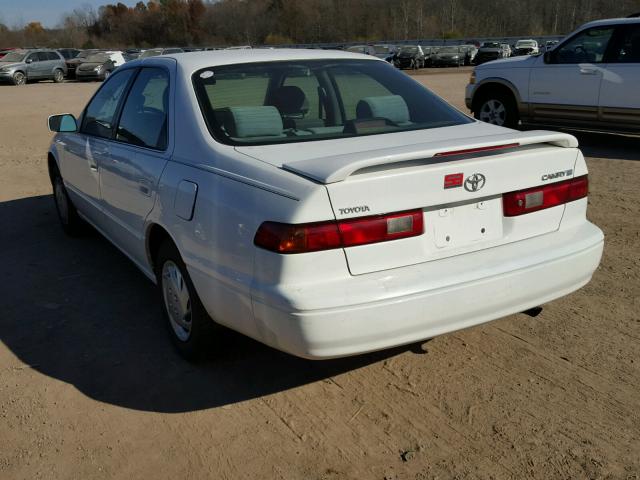 4T1BG22K3WU857036 - 1998 TOYOTA CAMRY WHITE photo 3