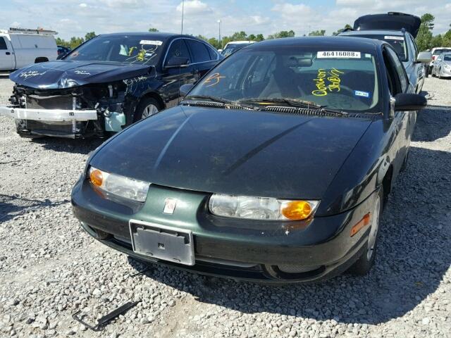 1G8ZH52832Z201464 - 2002 SATURN SL1 GREEN photo 2