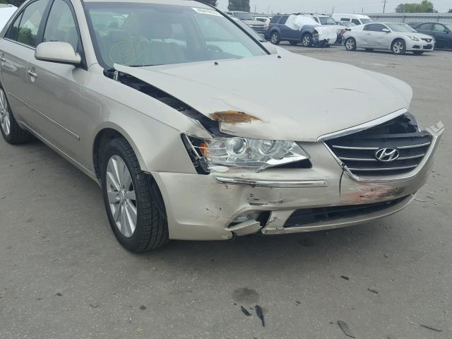 5NPEU46F89H427052 - 2009 HYUNDAI SONATA SE TAN photo 9