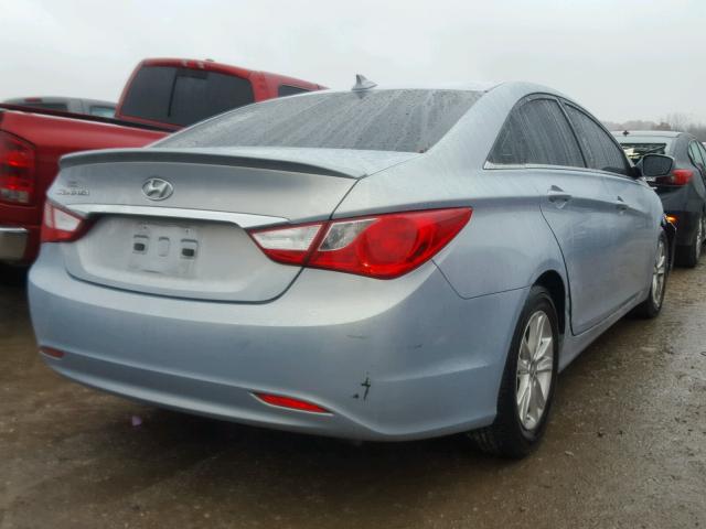 5NPEB4AC3DH744894 - 2013 HYUNDAI SONATA GLS BLUE photo 4