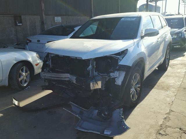 5TDZKRFH5FS104783 - 2015 TOYOTA HIGHLANDER WHITE photo 2