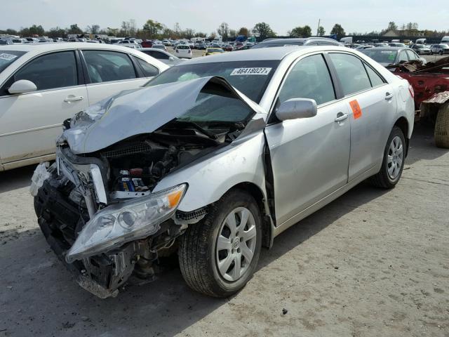 4T4BF3EK2BR196538 - 2011 TOYOTA CAMRY BASE SILVER photo 2