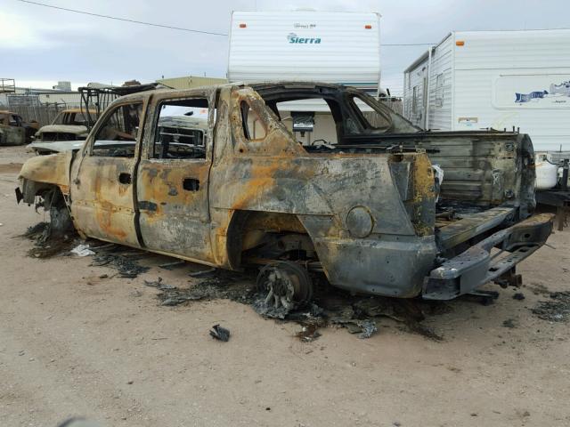 3GNGK22G64G294205 - 2004 CHEVROLET AVALANCHE BURN photo 3