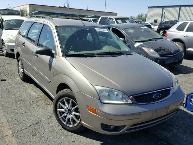 1FAHP36N25W188159 - 2005 FORD FOCUS ZXW TAN photo 1