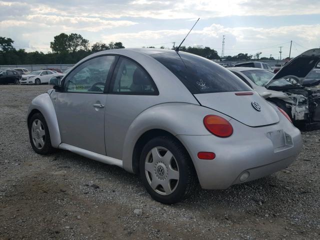 3VWCS21C71M408454 - 2001 VOLKSWAGEN NEW BEETLE Gümüş foto 3