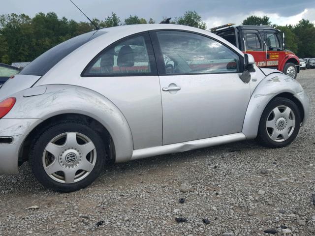 3VWCS21C71M408454 - 2001 VOLKSWAGEN NEW BEETLE Gümüş foto 9
