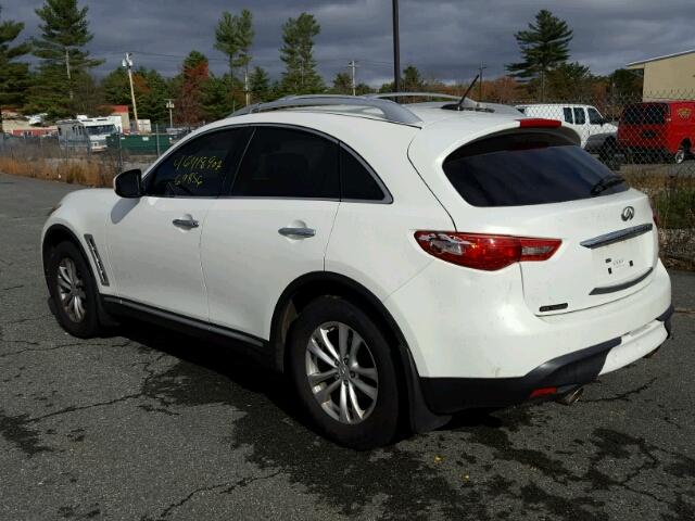 JN8AS1MW8AM854932 - 2010 INFINITI FX35 WHITE photo 3