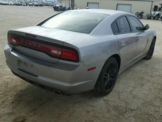 2C3CDXBG7DH609547 - 2013 DODGE CHARGER SE GRAY photo 4