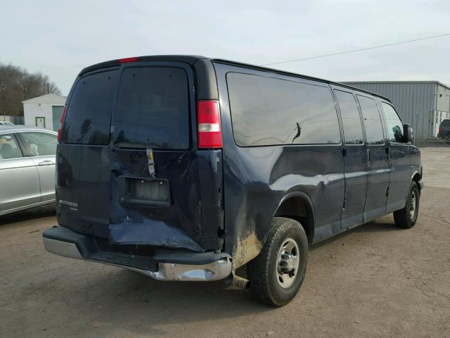 1GAZG1FA6C1185770 - 2012 CHEVROLET EXPRESS G3 BLUE photo 4