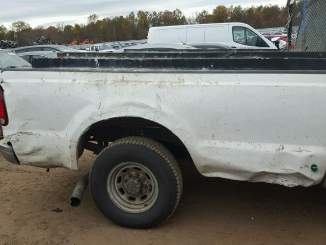 1FTSW30P94ED15331 - 2004 FORD F350 SRW S WHITE photo 9