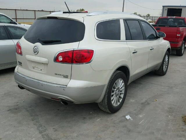 5GAER23D59J192613 - 2009 BUICK ENCLAVE CX WHITE photo 4