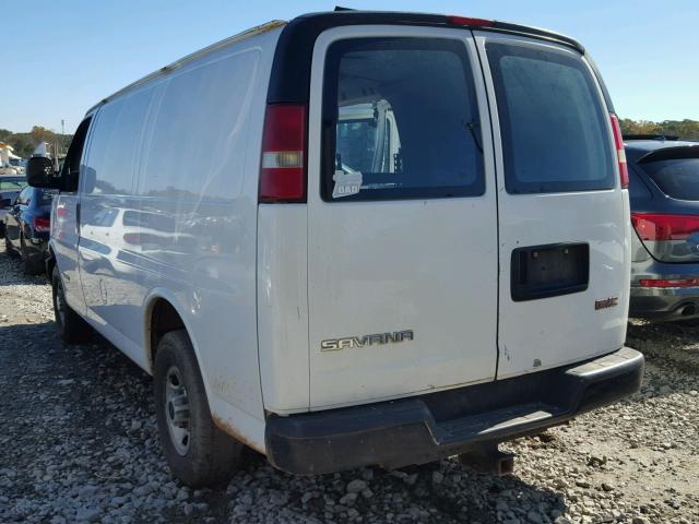 1GTHG35U131101879 - 2003 GMC SAVANA WHITE photo 3