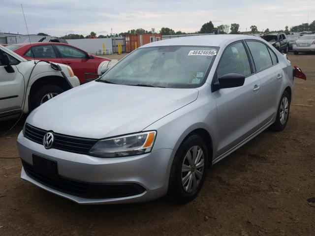 3VW2K7AJ9EM416326 - 2014 VOLKSWAGEN JETTA BASE SILVER photo 2