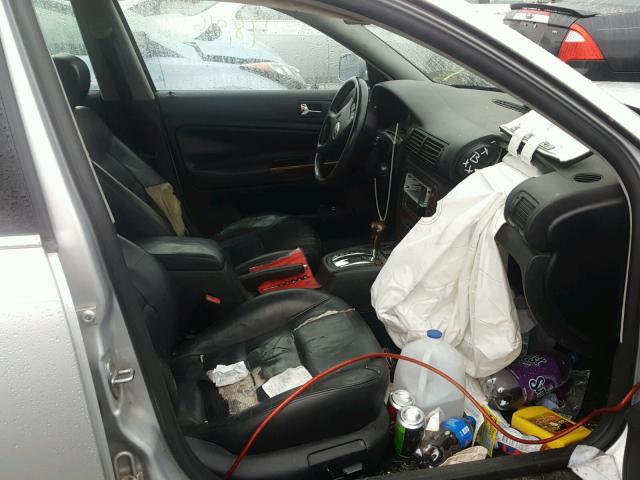 WVWRH63B72P347027 - 2002 VOLKSWAGEN PASSAT GLX GRAY photo 5