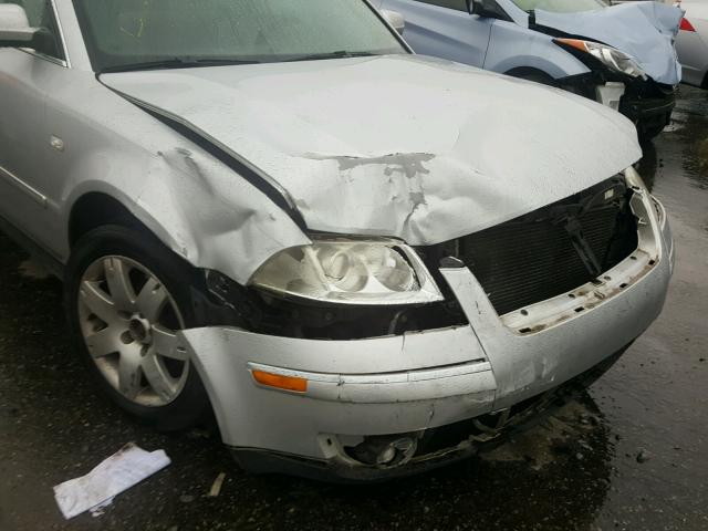 WVWRH63B72P347027 - 2002 VOLKSWAGEN PASSAT GLX GRAY photo 9