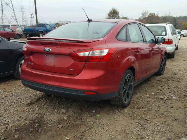 1FAHP3F24CL276568 - 2012 FORD FOCUS SE RED photo 4