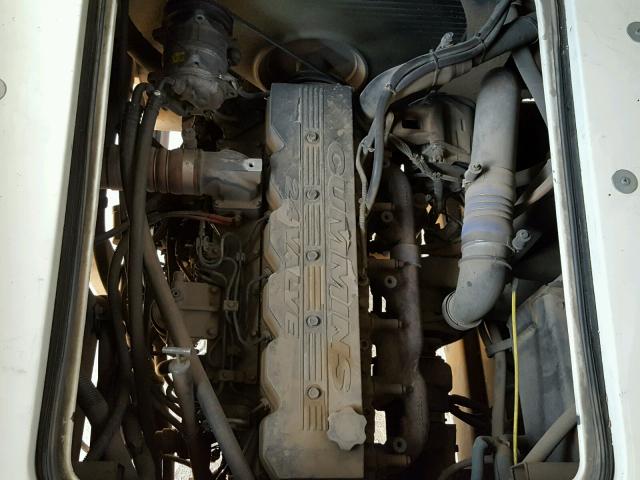 1RF120511X2006770 - 1999 ROADMASTER RAIL DYANASTER TWO TONE photo 7