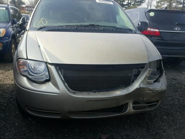 2A4GP54L46R887753 - 2006 CHRYSLER TOWN & COU Bej foto 9